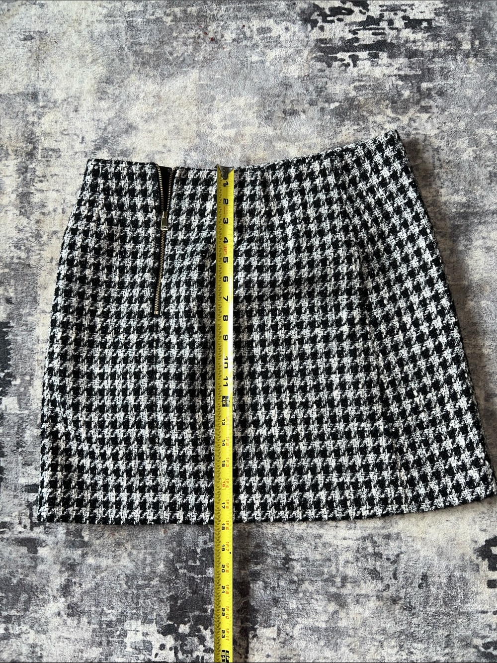 Loft - Classic Houndstooth Mini Skirt - Black & White